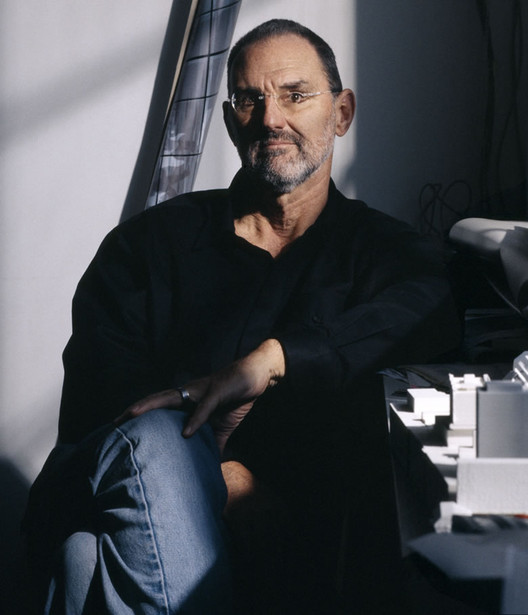 Virginia Tech School of Architecture Distinguished Guest Lecturer Thom Mayne